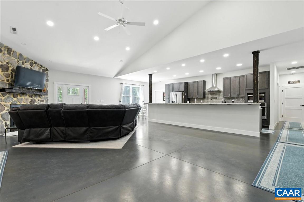 1568 BENT CREEK RD, CONCORD, Virginia 24538, 4 Bedrooms Bedrooms, ,3 BathroomsBathrooms,Residential,For sale,1568 BENT CREEK RD,673162 MLS # 673162