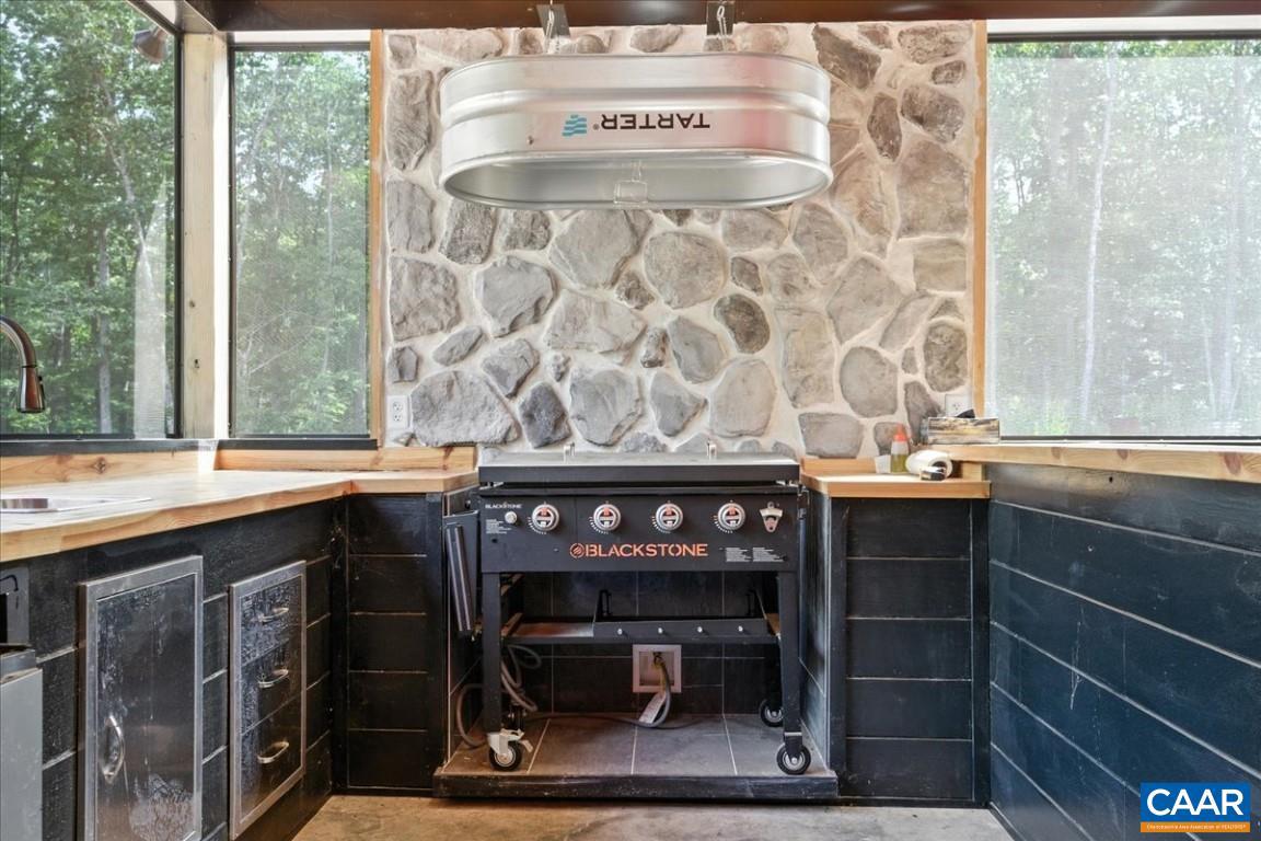 1568 BENT CREEK RD, CONCORD, Virginia 24538, 4 Bedrooms Bedrooms, ,3 BathroomsBathrooms,Residential,For sale,1568 BENT CREEK RD,673162 MLS # 673162