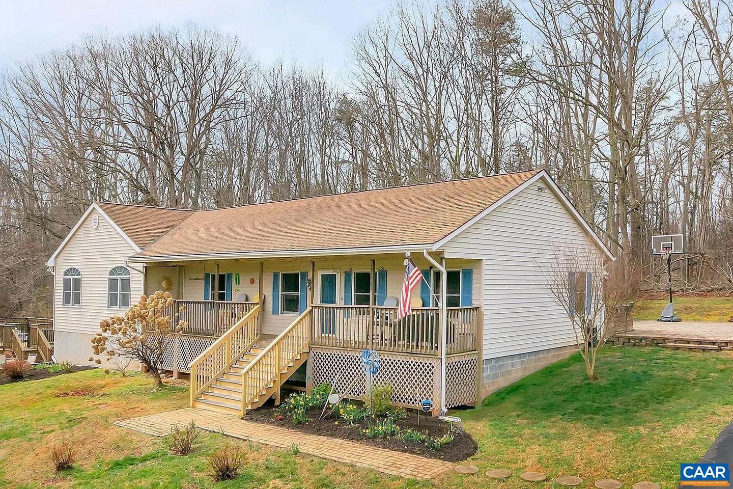 4197 HUFF HOLLOW RD, EARLYSVILLE, Virginia 22936, 4 Bedrooms Bedrooms, ,2 BathroomsBathrooms,Residential,For sale,4197 HUFF HOLLOW RD,673165 MLS # 673165