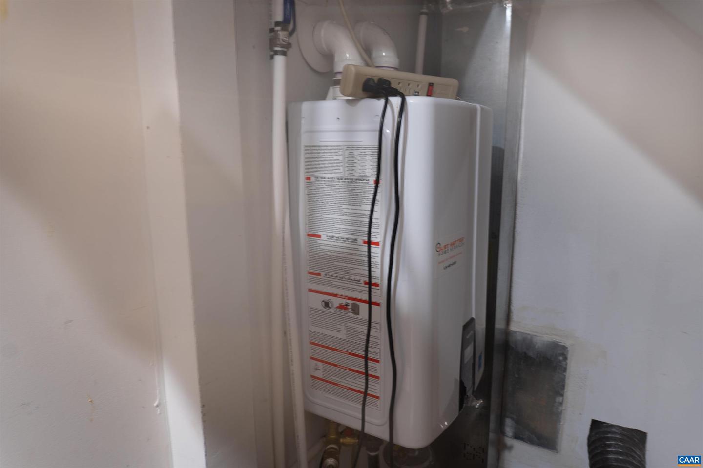 4197 HUFF HOLLOW RD, EARLYSVILLE, Virginia 22936, 4 Bedrooms Bedrooms, ,2 BathroomsBathrooms,Residential,For sale,4197 HUFF HOLLOW RD,673165 MLS # 673165