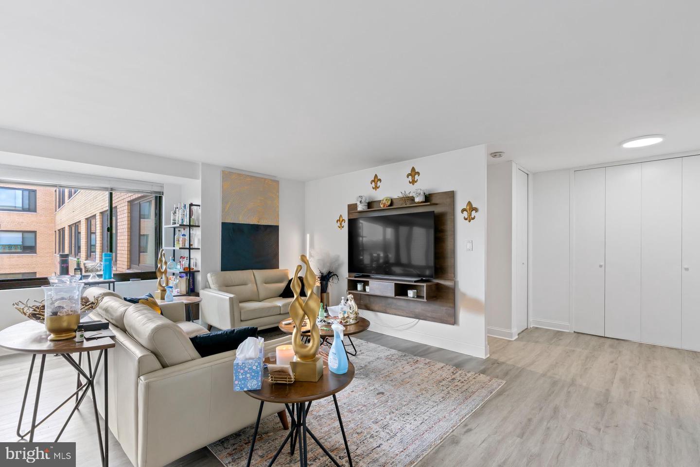 5410 CONNECTICUT AVE NW #817, WASHINGTON, District Of Columbia 20015, 1 Bedroom Bedrooms, 2 Rooms Rooms,1 BathroomBathrooms,Residential,For sale,5410 CONNECTICUT AVE NW #817,DCDC2245452 MLS # DCDC2245452