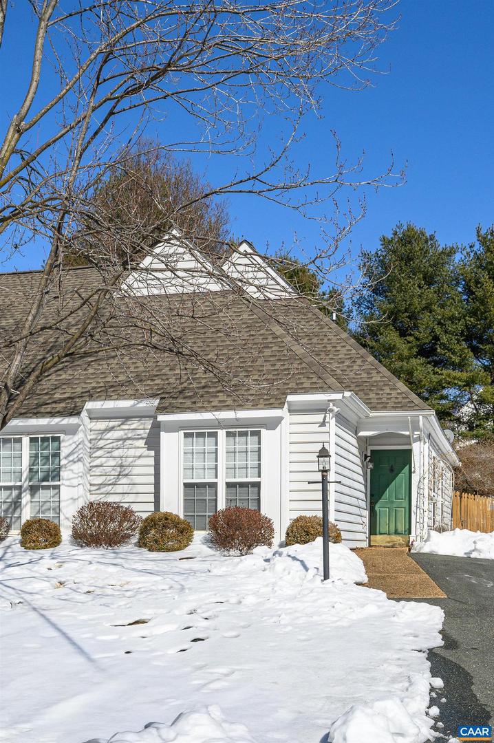 960 DEVON SPRING CT, CHARLOTTESVILLE, Virginia 22903, 3 Bedrooms Bedrooms, ,2 BathroomsBathrooms,Residential,For sale,960 DEVON SPRING CT,673166 MLS # 673166