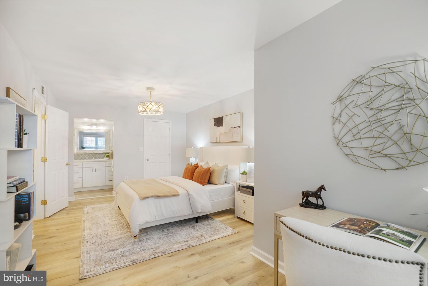 2929 S WOODSTOCK ST #A, ARLINGTON, Virginia 22206, 2 Bedrooms Bedrooms, ,1 BathroomBathrooms,Residential,For sale,2929 S WOODSTOCK ST #A,VAAR2068650 MLS # VAAR2068650