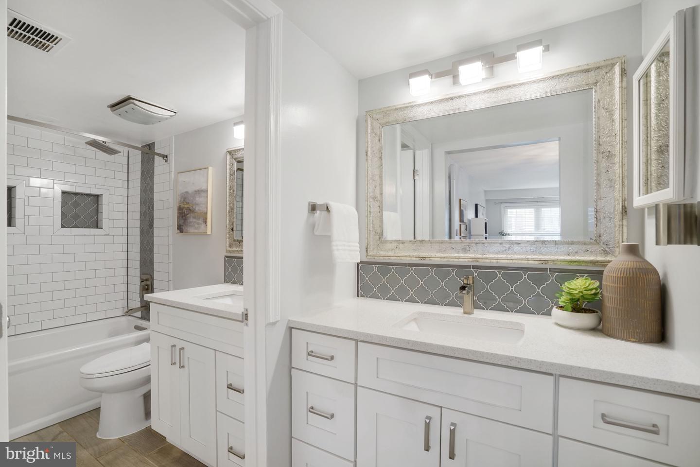 2929 S WOODSTOCK ST #A, ARLINGTON, Virginia 22206, 2 Bedrooms Bedrooms, ,1 BathroomBathrooms,Residential,For sale,2929 S WOODSTOCK ST #A,VAAR2068650 MLS # VAAR2068650