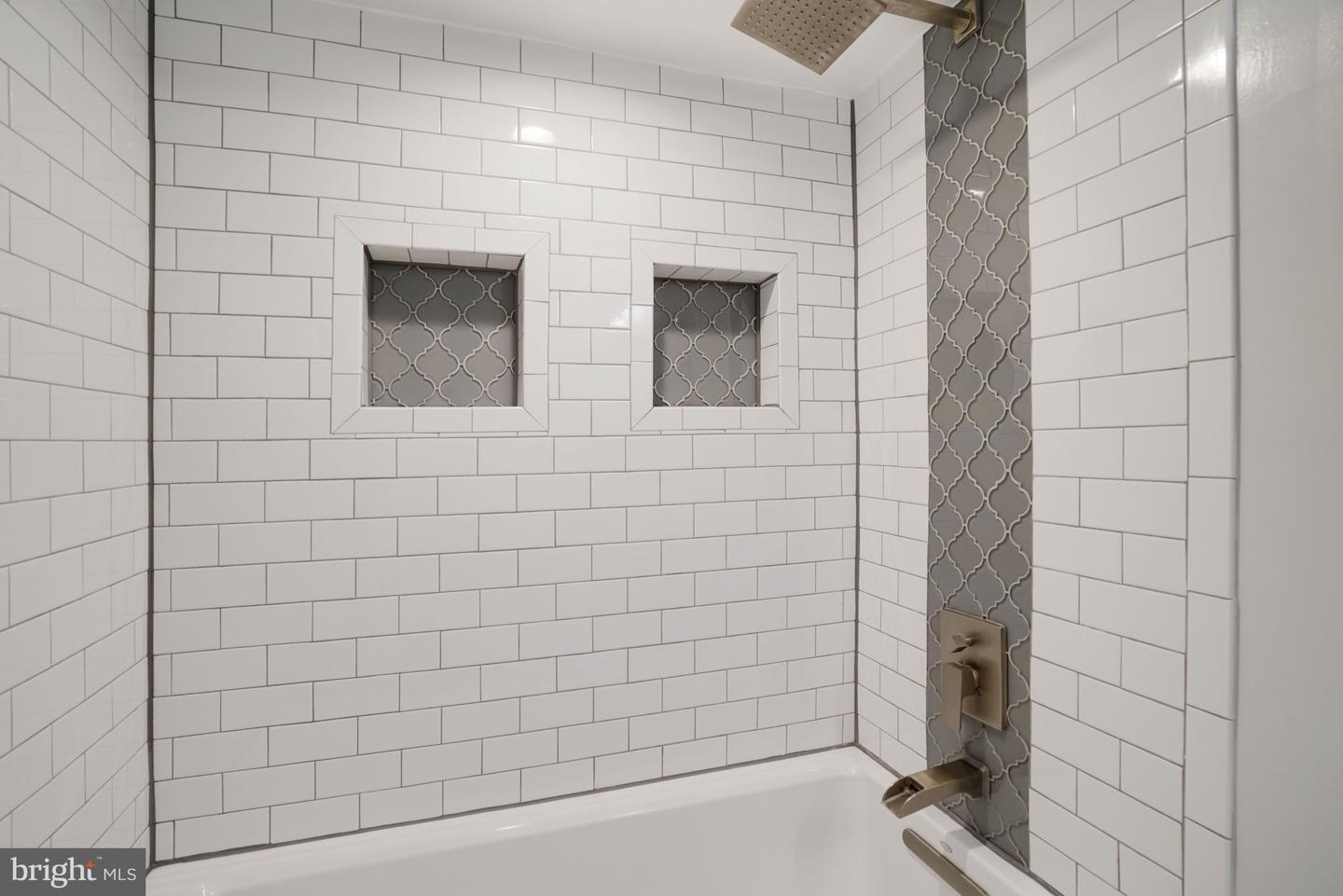 2929 S WOODSTOCK ST #A, ARLINGTON, Virginia 22206, 2 Bedrooms Bedrooms, ,1 BathroomBathrooms,Residential,For sale,2929 S WOODSTOCK ST #A,VAAR2068650 MLS # VAAR2068650