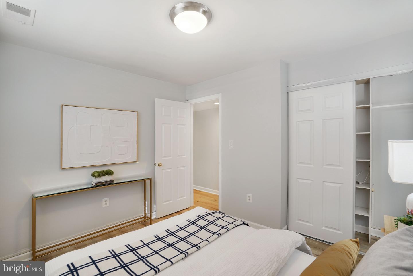 2929 S WOODSTOCK ST #A, ARLINGTON, Virginia 22206, 2 Bedrooms Bedrooms, ,1 BathroomBathrooms,Residential,For sale,2929 S WOODSTOCK ST #A,VAAR2068650 MLS # VAAR2068650
