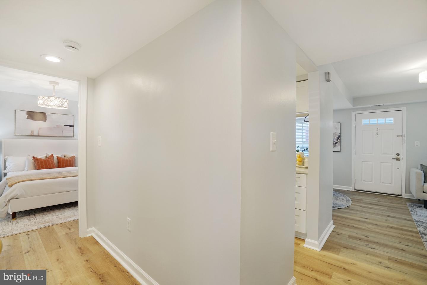 2929 S WOODSTOCK ST #A, ARLINGTON, Virginia 22206, 2 Bedrooms Bedrooms, ,1 BathroomBathrooms,Residential,For sale,2929 S WOODSTOCK ST #A,VAAR2068650 MLS # VAAR2068650