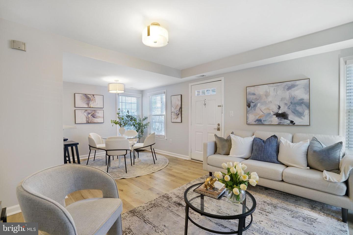 2929 S WOODSTOCK ST #A, ARLINGTON, Virginia 22206, 2 Bedrooms Bedrooms, ,1 BathroomBathrooms,Residential,For sale,2929 S WOODSTOCK ST #A,VAAR2068650 MLS # VAAR2068650