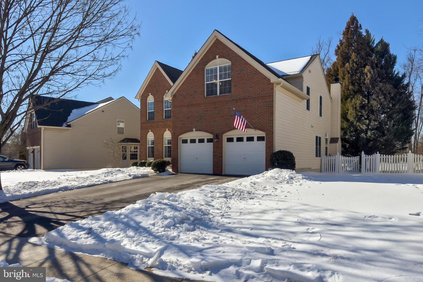 20075 MUIRFIELD VILLAGE CT, ASHBURN, Virginia 20147, 4 Bedrooms Bedrooms, 15 Rooms Rooms,3 BathroomsBathrooms,Residential,For sale,20075 MUIRFIELD VILLAGE CT,VALO2115534 MLS # VALO2115534