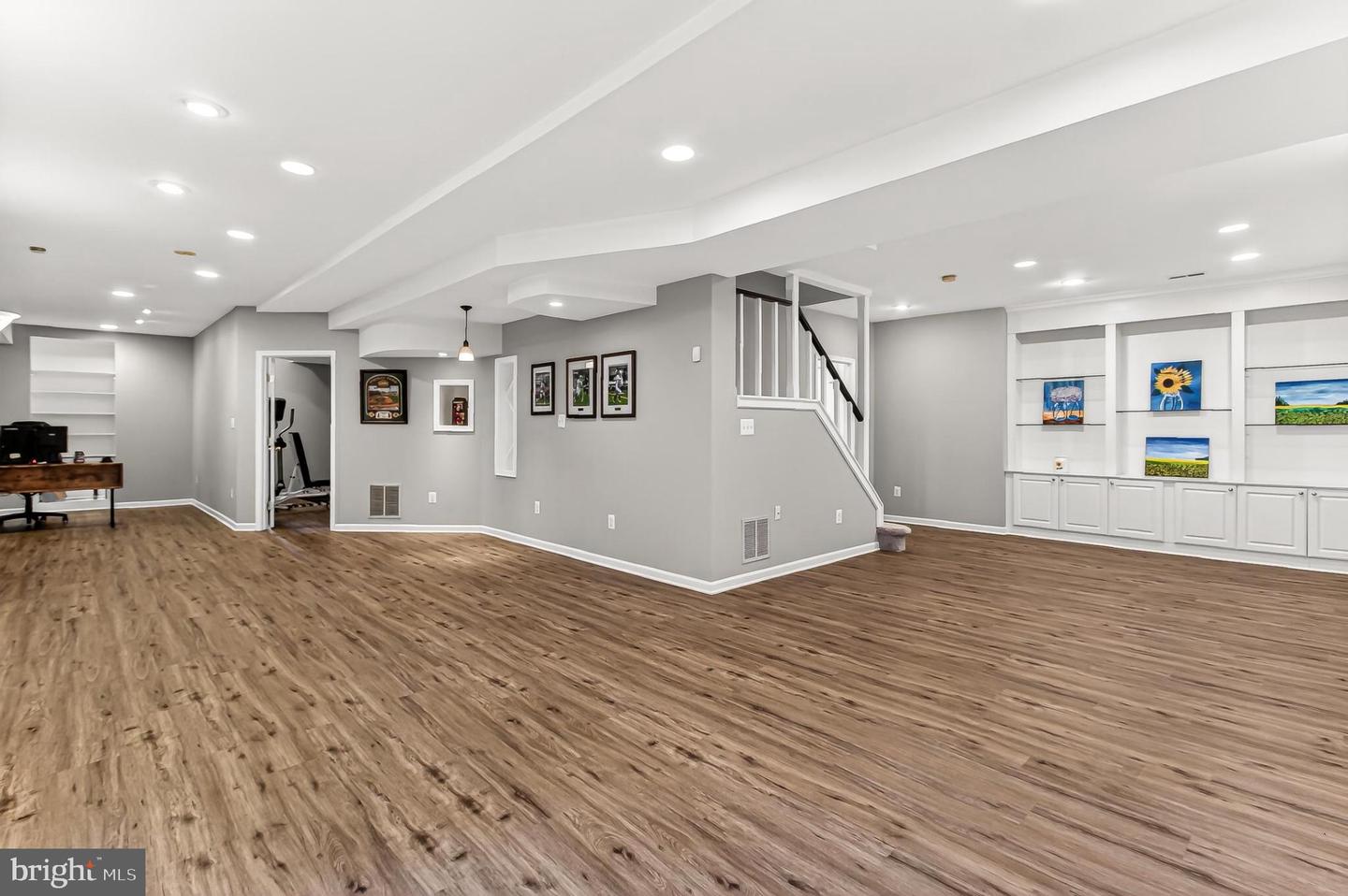 20075 MUIRFIELD VILLAGE CT, ASHBURN, Virginia 20147, 4 Bedrooms Bedrooms, 15 Rooms Rooms,3 BathroomsBathrooms,Residential,For sale,20075 MUIRFIELD VILLAGE CT,VALO2115534 MLS # VALO2115534