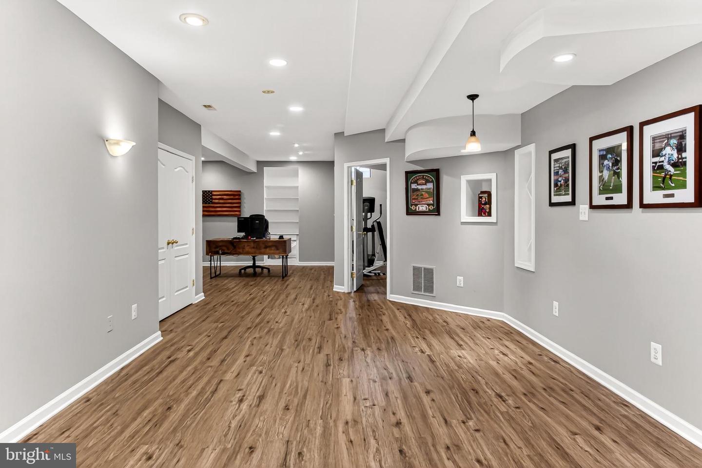 20075 MUIRFIELD VILLAGE CT, ASHBURN, Virginia 20147, 4 Bedrooms Bedrooms, 15 Rooms Rooms,3 BathroomsBathrooms,Residential,For sale,20075 MUIRFIELD VILLAGE CT,VALO2115534 MLS # VALO2115534