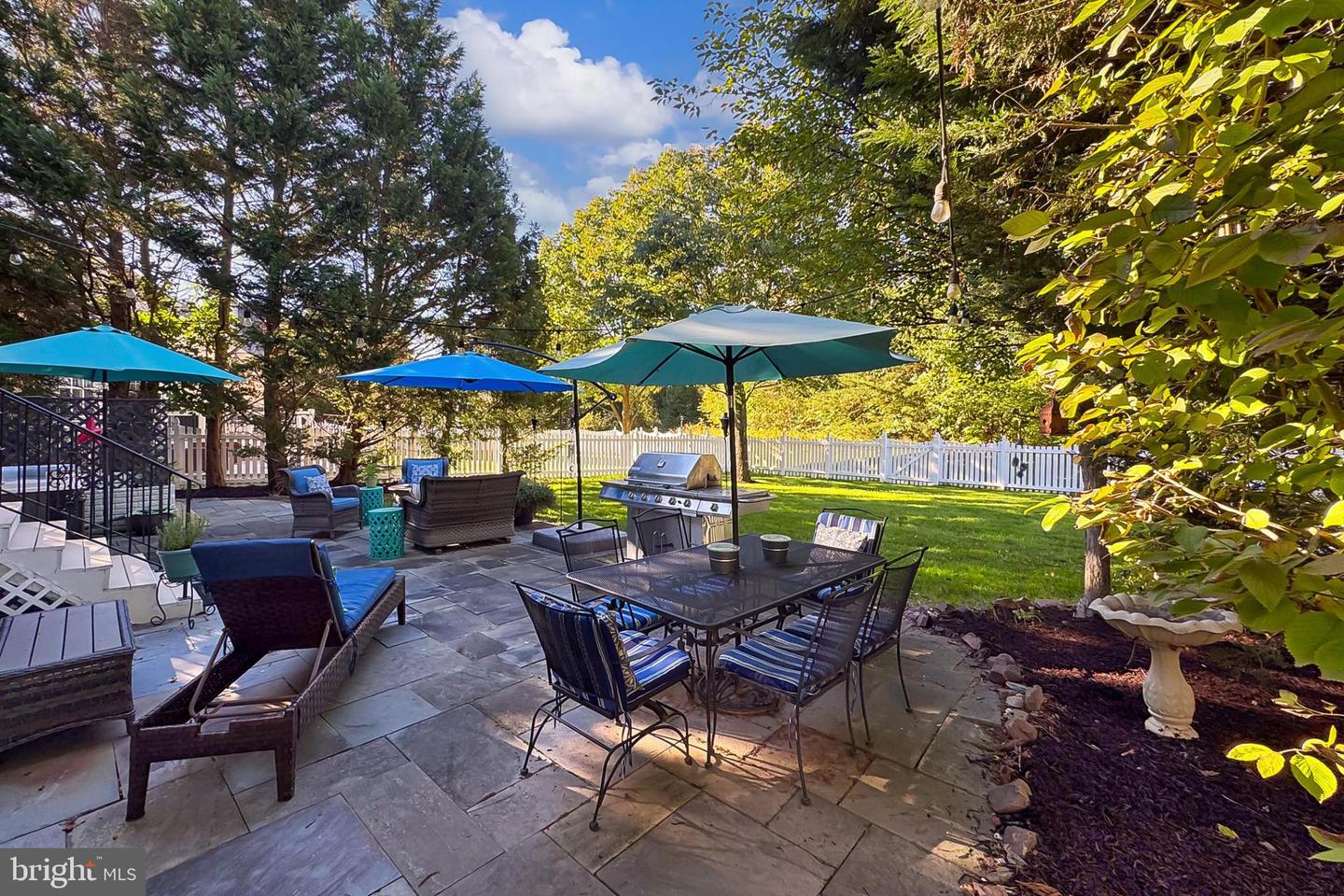 20075 MUIRFIELD VILLAGE CT, ASHBURN, Virginia 20147, 4 Bedrooms Bedrooms, 15 Rooms Rooms,3 BathroomsBathrooms,Residential,For sale,20075 MUIRFIELD VILLAGE CT,VALO2115534 MLS # VALO2115534