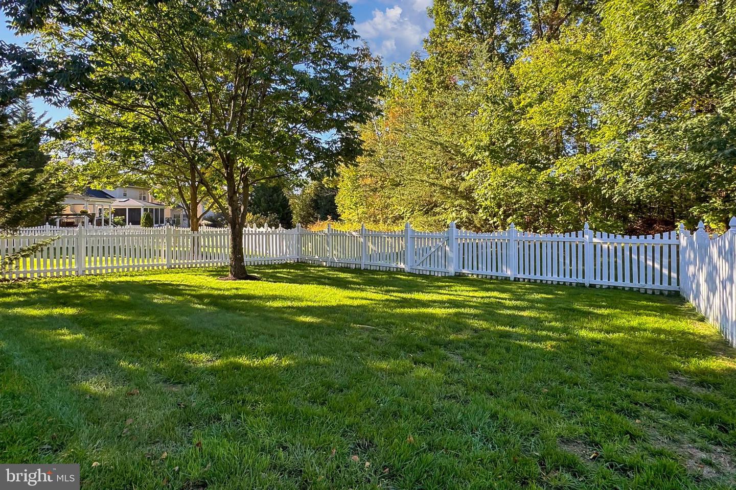 20075 MUIRFIELD VILLAGE CT, ASHBURN, Virginia 20147, 4 Bedrooms Bedrooms, 15 Rooms Rooms,3 BathroomsBathrooms,Residential,For sale,20075 MUIRFIELD VILLAGE CT,VALO2115534 MLS # VALO2115534