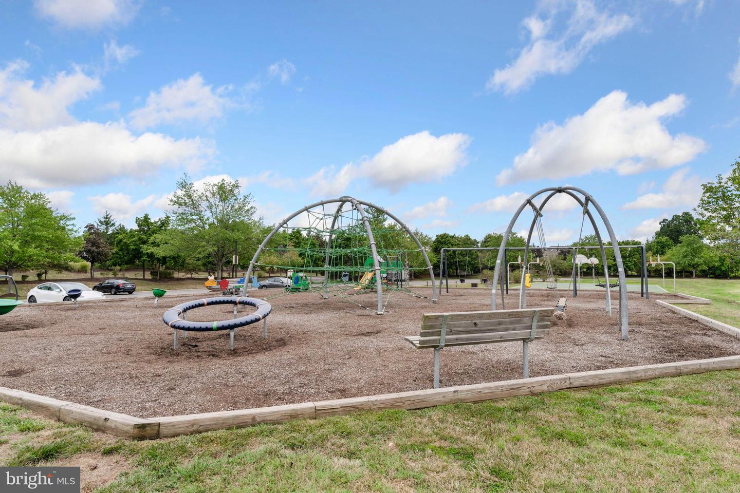 20075 MUIRFIELD VILLAGE CT, ASHBURN, Virginia 20147, 4 Bedrooms Bedrooms, 15 Rooms Rooms,3 BathroomsBathrooms,Residential,For sale,20075 MUIRFIELD VILLAGE CT,VALO2115534 MLS # VALO2115534