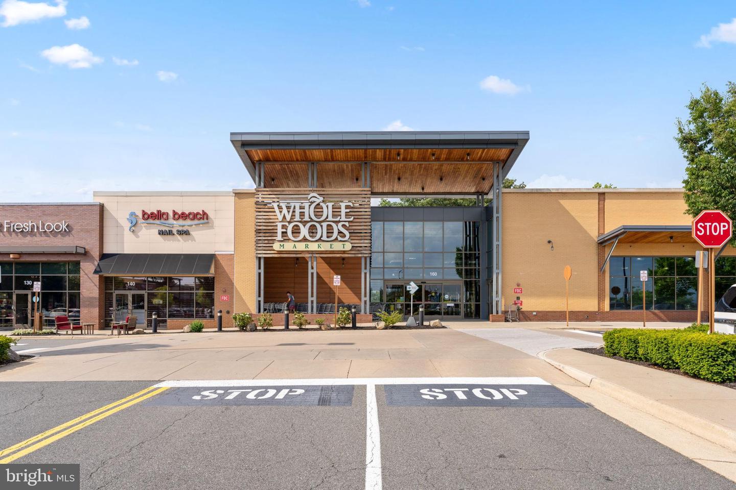 20075 MUIRFIELD VILLAGE CT, ASHBURN, Virginia 20147, 4 Bedrooms Bedrooms, 15 Rooms Rooms,3 BathroomsBathrooms,Residential,For sale,20075 MUIRFIELD VILLAGE CT,VALO2115534 MLS # VALO2115534