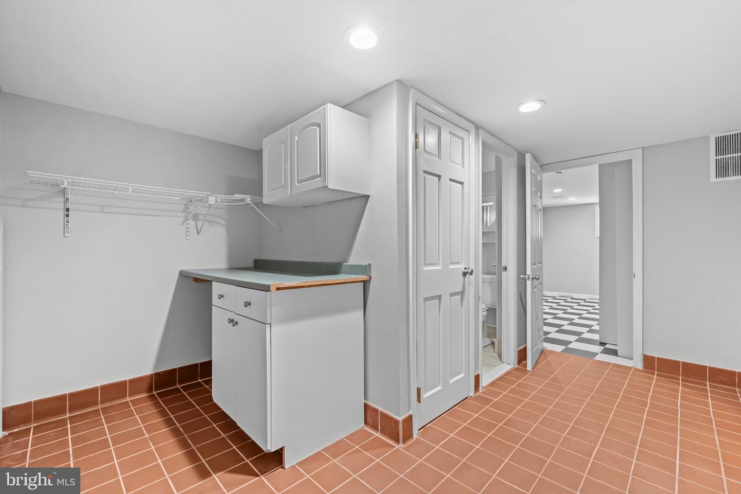 7403 CARMINE ST, ANNANDALE, Virginia 22003, 5 Bedrooms Bedrooms, ,3 BathroomsBathrooms,Residential,For sale,7403 CARMINE ST,VAFX2290064 MLS # VAFX2290064