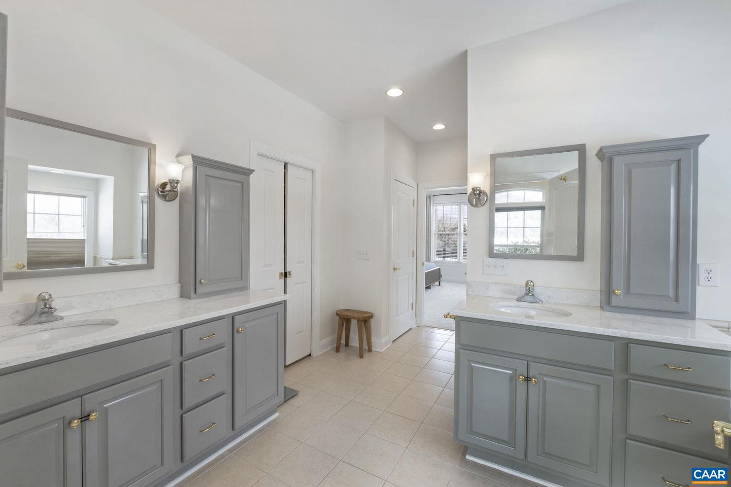 500 ROCKS FARM DR, CHARLOTTESVILLE, Virginia 22903, 4 Bedrooms Bedrooms, ,3 BathroomsBathrooms,Residential,For sale,500 ROCKS FARM DR,673152 MLS # 673152