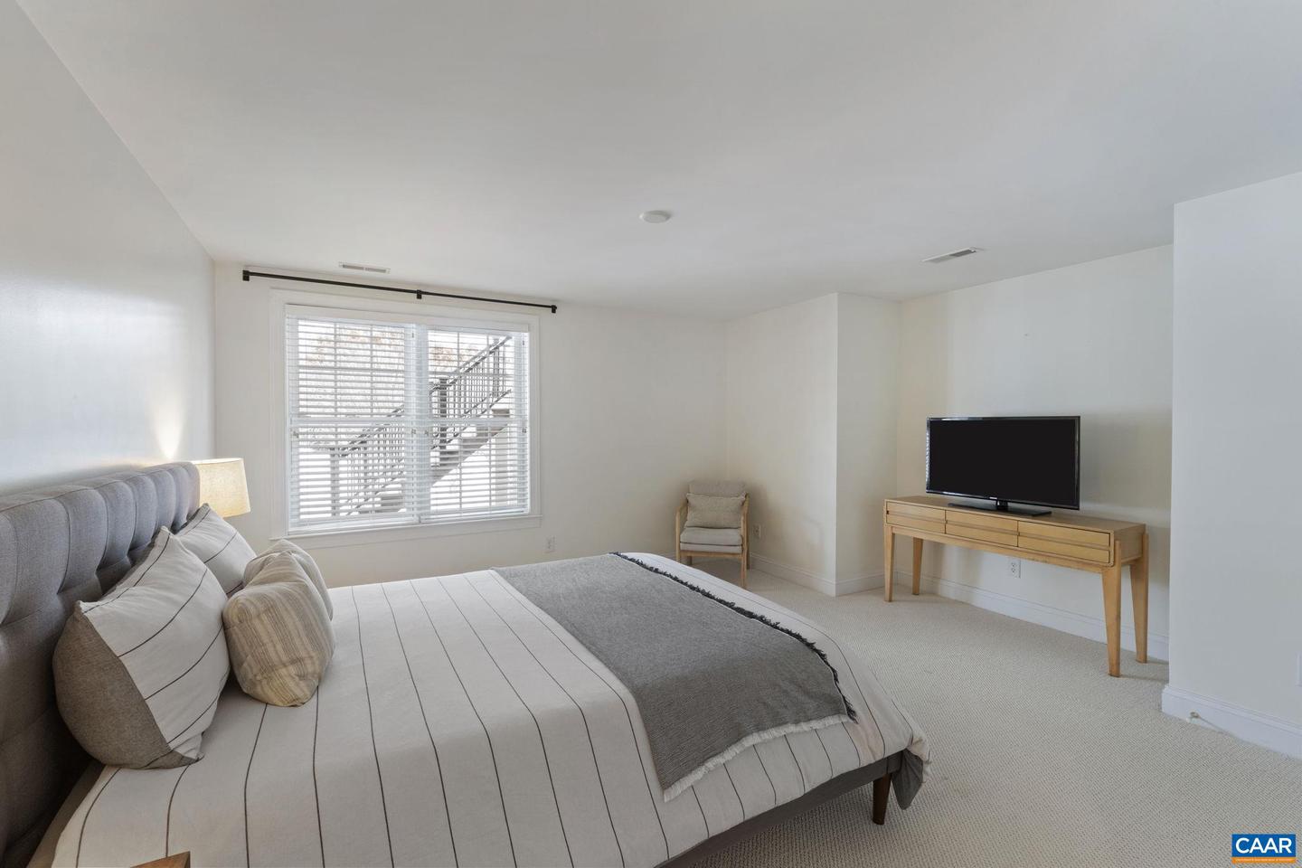 500 ROCKS FARM DR, CHARLOTTESVILLE, Virginia 22903, 4 Bedrooms Bedrooms, ,3 BathroomsBathrooms,Residential,For sale,500 ROCKS FARM DR,673152 MLS # 673152