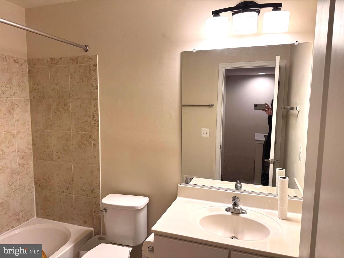 44071 EASTGATE VIEW DR, CHANTILLY, Virginia 20152, 4 Bedrooms Bedrooms, ,2 BathroomsBathrooms,Residential,For sale,44071 EASTGATE VIEW DR,VALO2115602 MLS # VALO2115602 44071 EASTGATE VIEW DR, CHANTILLY, Virginia 20152, 4 Bedrooms Bedrooms, ,2 BathroomsBathrooms,Residential,For sale,44071 EASTGATE VIEW DR,VALO2115602 MLS # VALO2115602