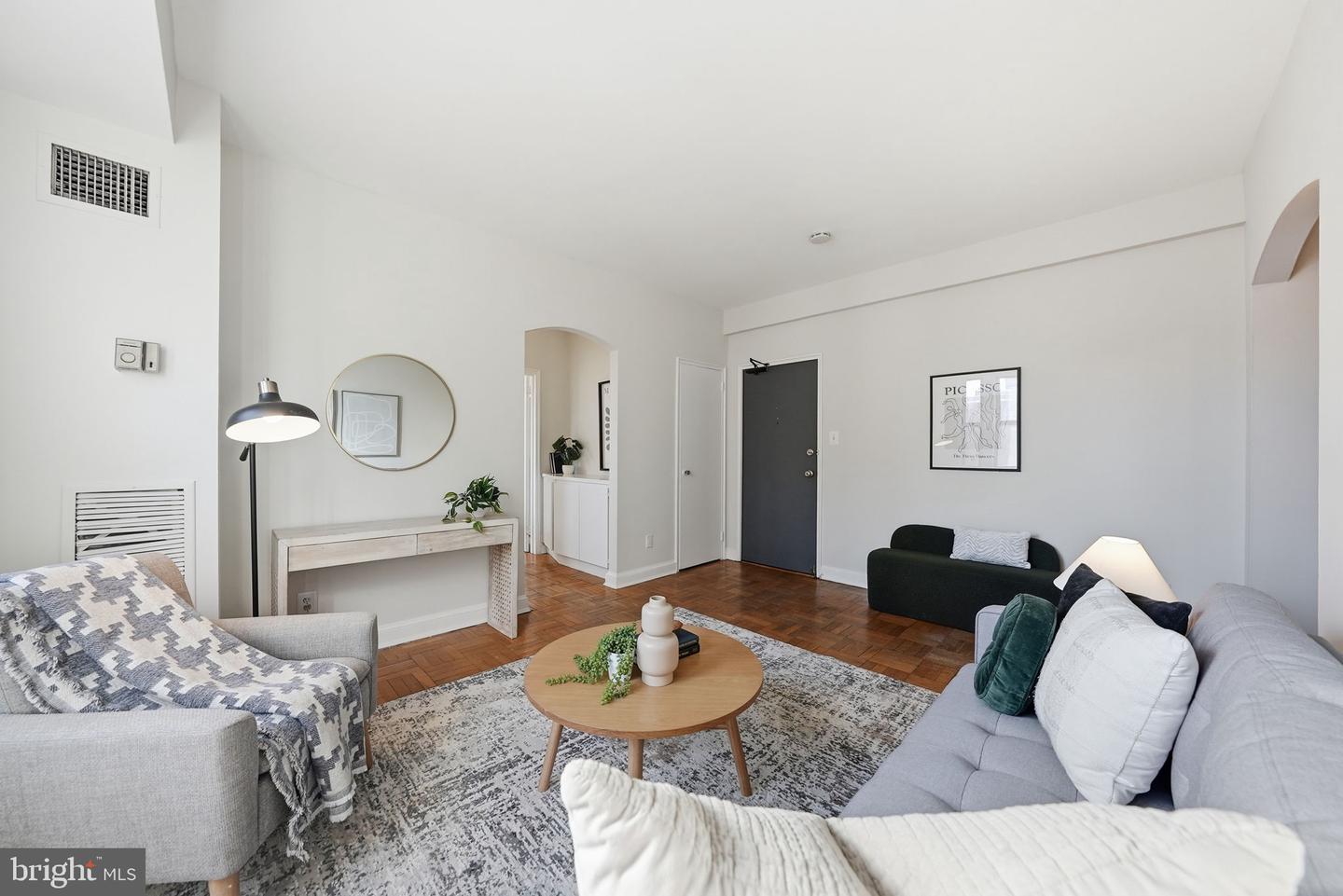 2515 K ST NW #709, WASHINGTON, District Of Columbia 20037, 1 Bedroom Bedrooms, ,1 BathroomBathrooms,Residential,For sale,2515 K ST NW #709,DCDC2245264 MLS # DCDC2245264