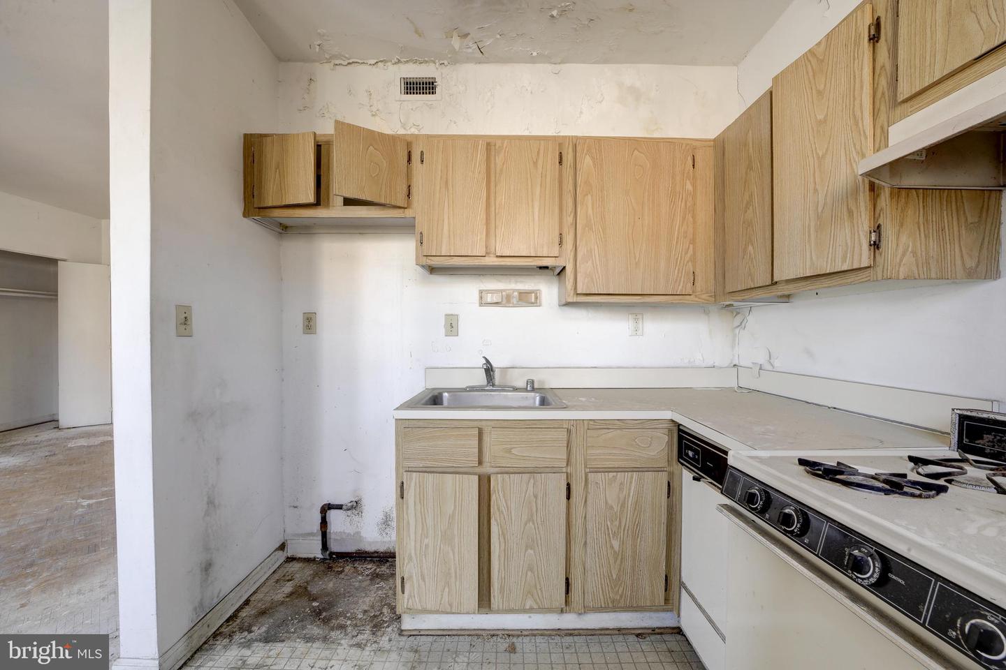 1669 COLUMBIA RD NW ##312, WASHINGTON, District Of Columbia 20009, ,1 BathroomBathrooms,Residential,For sale,1669 COLUMBIA RD NW ##312,DCDC2245276 MLS # DCDC2245276 1669 COLUMBIA RD NW ##312, WASHINGTON, District Of Columbia 20009, ,1 BathroomBathrooms,Residential,For sale,1669 COLUMBIA RD NW ##312,DCDC2245276 MLS # DCDC2245276