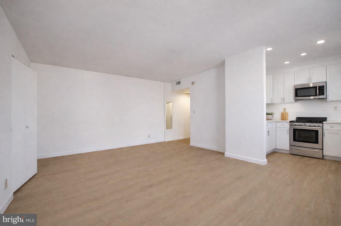 1669 COLUMBIA RD NW ##312, WASHINGTON, District Of Columbia 20009, ,1 BathroomBathrooms,Residential,For sale,1669 COLUMBIA RD NW ##312,DCDC2245276 MLS # DCDC2245276 1669 COLUMBIA RD NW ##312, WASHINGTON, District Of Columbia 20009, ,1 BathroomBathrooms,Residential,For sale,1669 COLUMBIA RD NW ##312,DCDC2245276 MLS # DCDC2245276