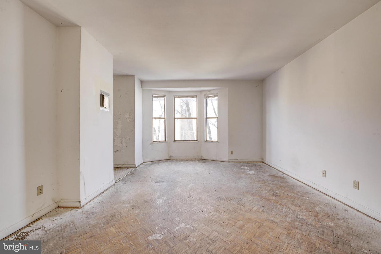 1669 COLUMBIA RD NW ##312, WASHINGTON, District Of Columbia 20009, ,1 BathroomBathrooms,Residential,For sale,1669 COLUMBIA RD NW ##312,DCDC2245276 MLS # DCDC2245276 1669 COLUMBIA RD NW ##312, WASHINGTON, District Of Columbia 20009, ,1 BathroomBathrooms,Residential,For sale,1669 COLUMBIA RD NW ##312,DCDC2245276 MLS # DCDC2245276