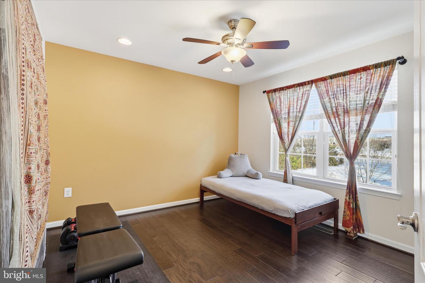 22800 CALDERWOOD LN, BRAMBLETON, Virginia 20148, 6 Bedrooms Bedrooms, ,5 BathroomsBathrooms,Residential,For sale,22800 CALDERWOOD LN,VALO2115520 MLS # VALO2115520