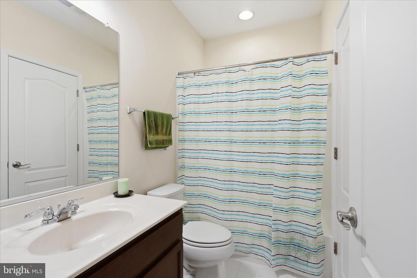 22800 CALDERWOOD LN, BRAMBLETON, Virginia 20148, 6 Bedrooms Bedrooms, ,5 BathroomsBathrooms,Residential,For sale,22800 CALDERWOOD LN,VALO2115520 MLS # VALO2115520