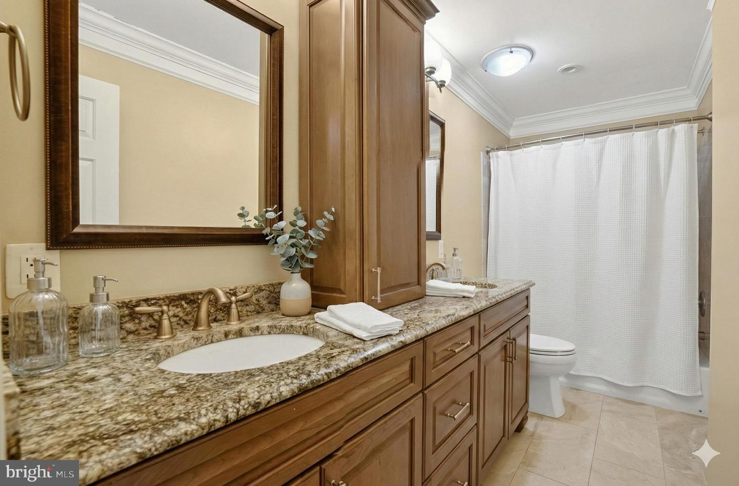 5409 CHESHIRE MEADOWS WAY, FAIRFAX, Virginia 22032, 4 Bedrooms Bedrooms, ,3 BathroomsBathrooms,Residential,For sale,5409 CHESHIRE MEADOWS WAY,VAFX2289896 MLS # VAFX2289896