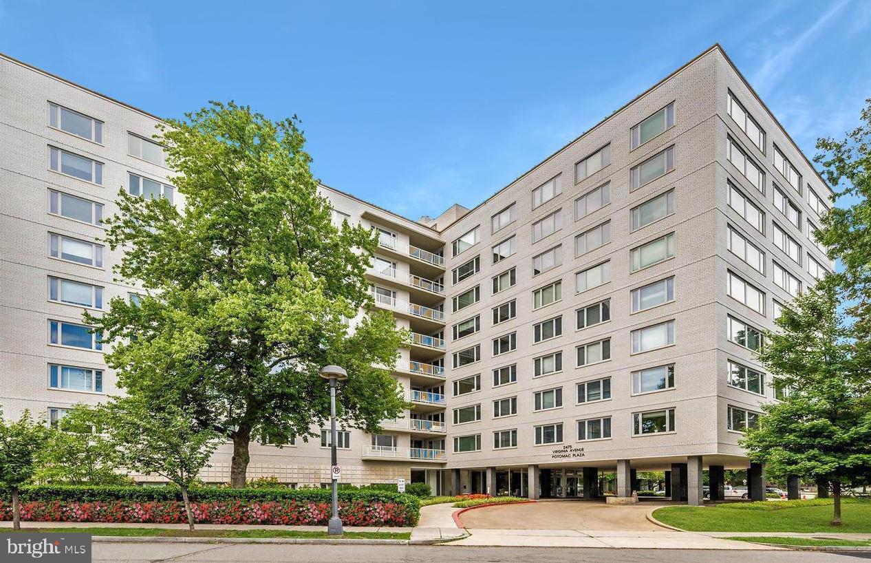 2475 VIRGINIA AVE NW #914, WASHINGTON, District Of Columbia 20037, 1 Bedroom Bedrooms, ,1 BathroomBathrooms,Residential,For sale,2475 VIRGINIA AVE NW #914,DCDC2245288 MLS # DCDC2245288