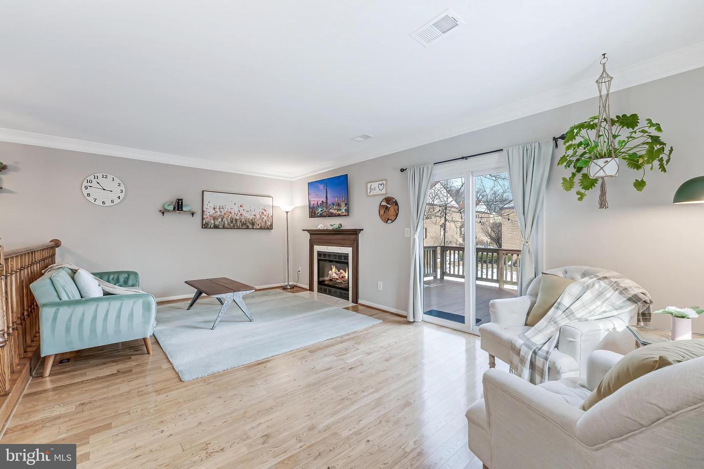 6050 HEATHERWOOD DR, ALEXANDRIA, Virginia 22310, 4 Bedrooms Bedrooms, ,3 BathroomsBathrooms,Residential,For sale,6050 HEATHERWOOD DR,VAFX2289918 MLS # VAFX2289918