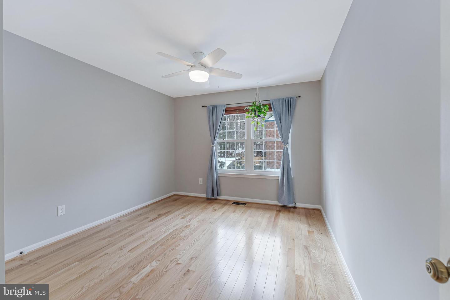 6050 HEATHERWOOD DR, ALEXANDRIA, Virginia 22310, 4 Bedrooms Bedrooms, ,3 BathroomsBathrooms,Residential,For sale,6050 HEATHERWOOD DR,VAFX2289918 MLS # VAFX2289918