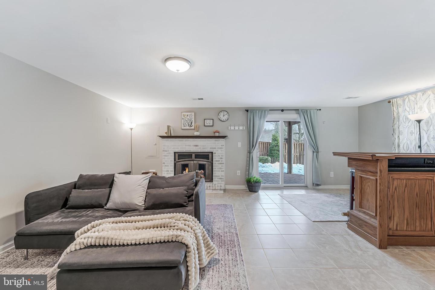 6050 HEATHERWOOD DR, ALEXANDRIA, Virginia 22310, 4 Bedrooms Bedrooms, ,3 BathroomsBathrooms,Residential,For sale,6050 HEATHERWOOD DR,VAFX2289918 MLS # VAFX2289918