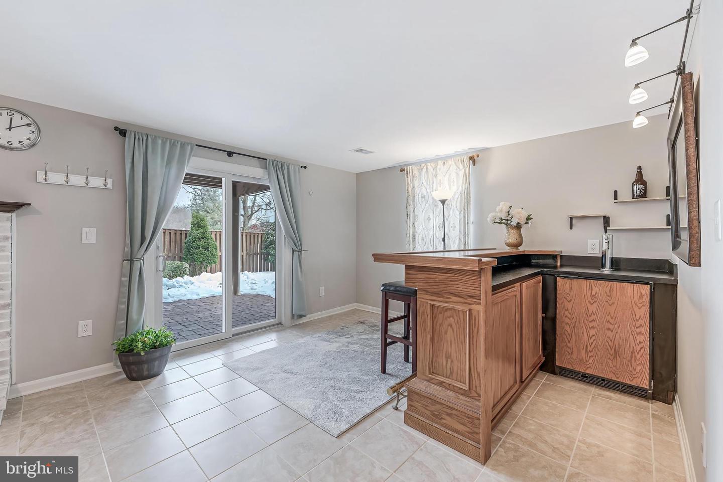 6050 HEATHERWOOD DR, ALEXANDRIA, Virginia 22310, 4 Bedrooms Bedrooms, ,3 BathroomsBathrooms,Residential,For sale,6050 HEATHERWOOD DR,VAFX2289918 MLS # VAFX2289918