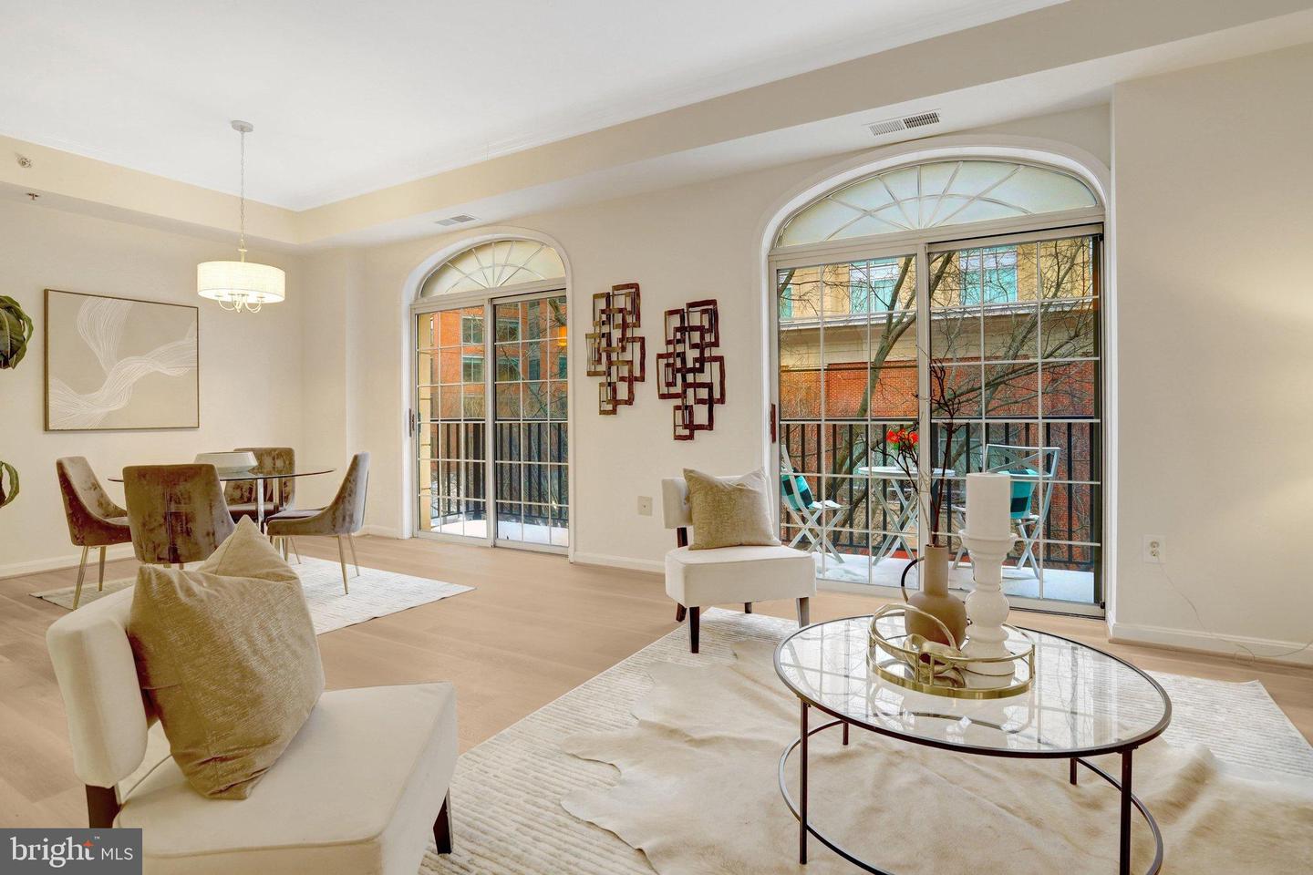 2121 JAMIESON AVE #401, ALEXANDRIA, Virginia 22314, 3 Bedrooms Bedrooms, 8 Rooms Rooms,2 BathroomsBathrooms,Residential,For sale,2121 JAMIESON AVE #401,VAAX2053966 MLS # VAAX2053966