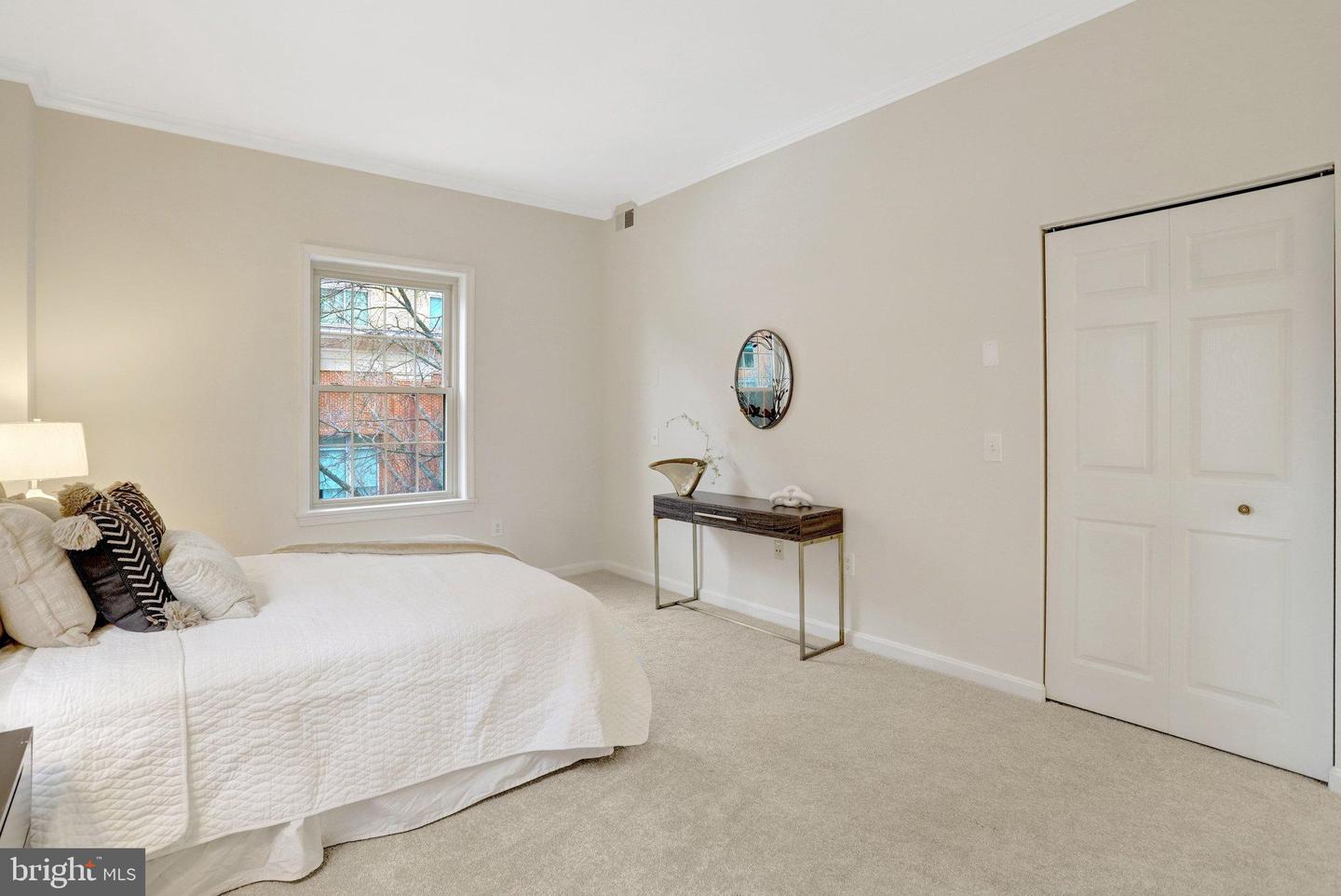 2121 JAMIESON AVE #401, ALEXANDRIA, Virginia 22314, 3 Bedrooms Bedrooms, 8 Rooms Rooms,2 BathroomsBathrooms,Residential,For sale,2121 JAMIESON AVE #401,VAAX2053966 MLS # VAAX2053966