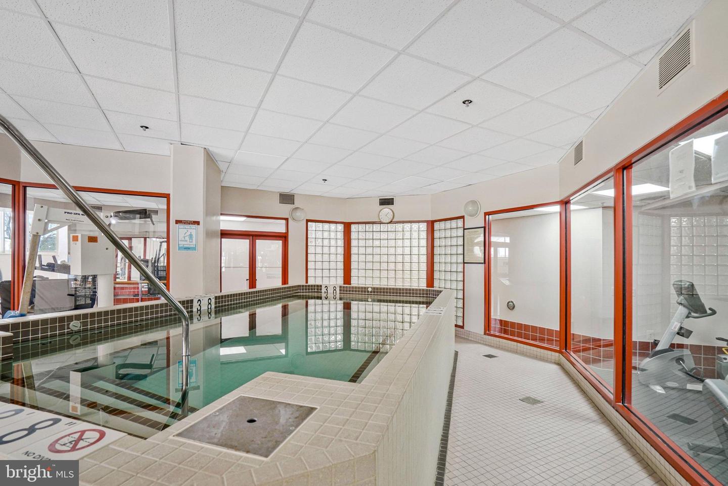 2121 JAMIESON AVE #401, ALEXANDRIA, Virginia 22314, 3 Bedrooms Bedrooms, 8 Rooms Rooms,2 BathroomsBathrooms,Residential,For sale,2121 JAMIESON AVE #401,VAAX2053966 MLS # VAAX2053966