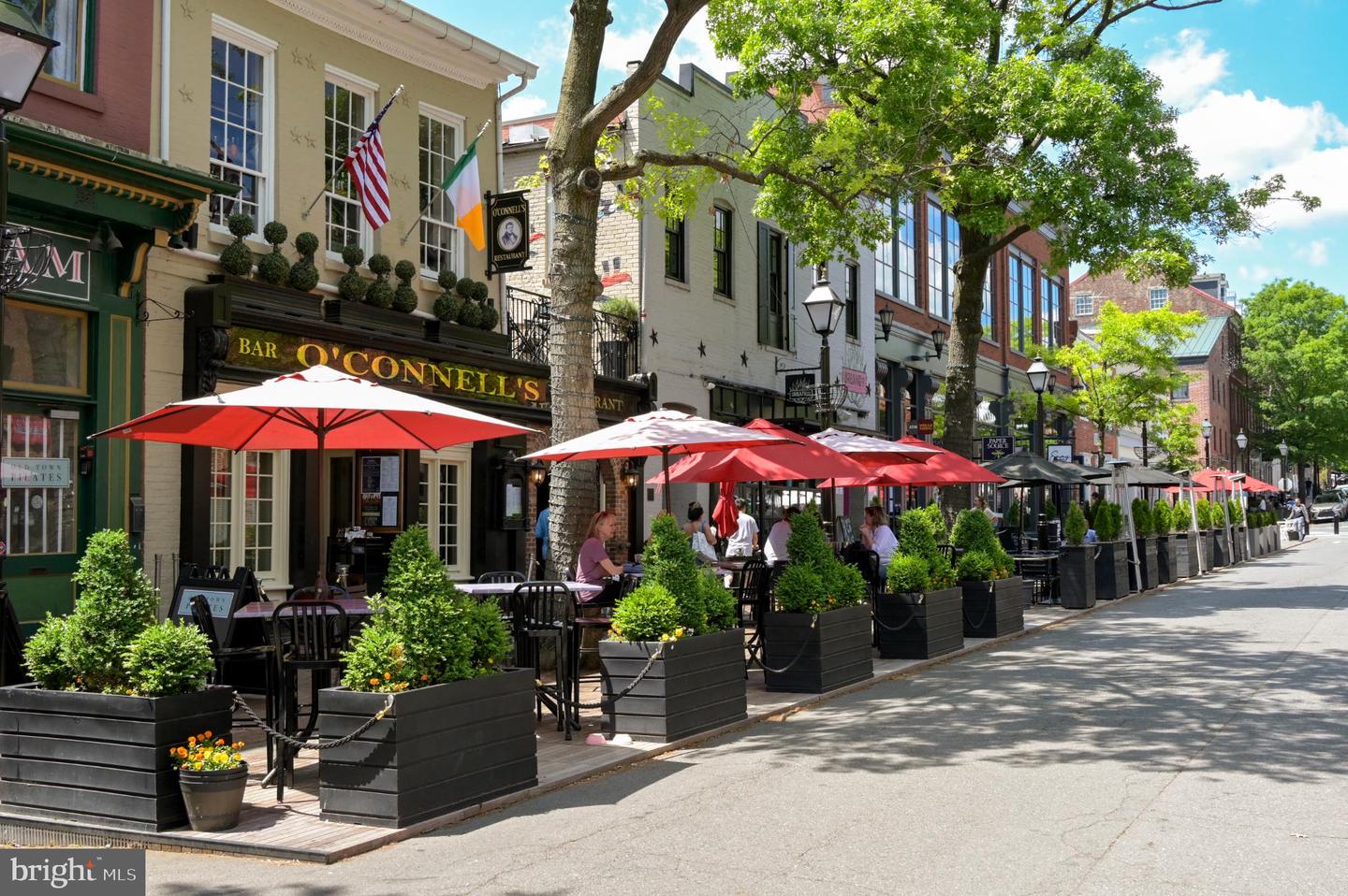 2121 JAMIESON AVE #401, ALEXANDRIA, Virginia 22314, 3 Bedrooms Bedrooms, 8 Rooms Rooms,2 BathroomsBathrooms,Residential,For sale,2121 JAMIESON AVE #401,VAAX2053966 MLS # VAAX2053966