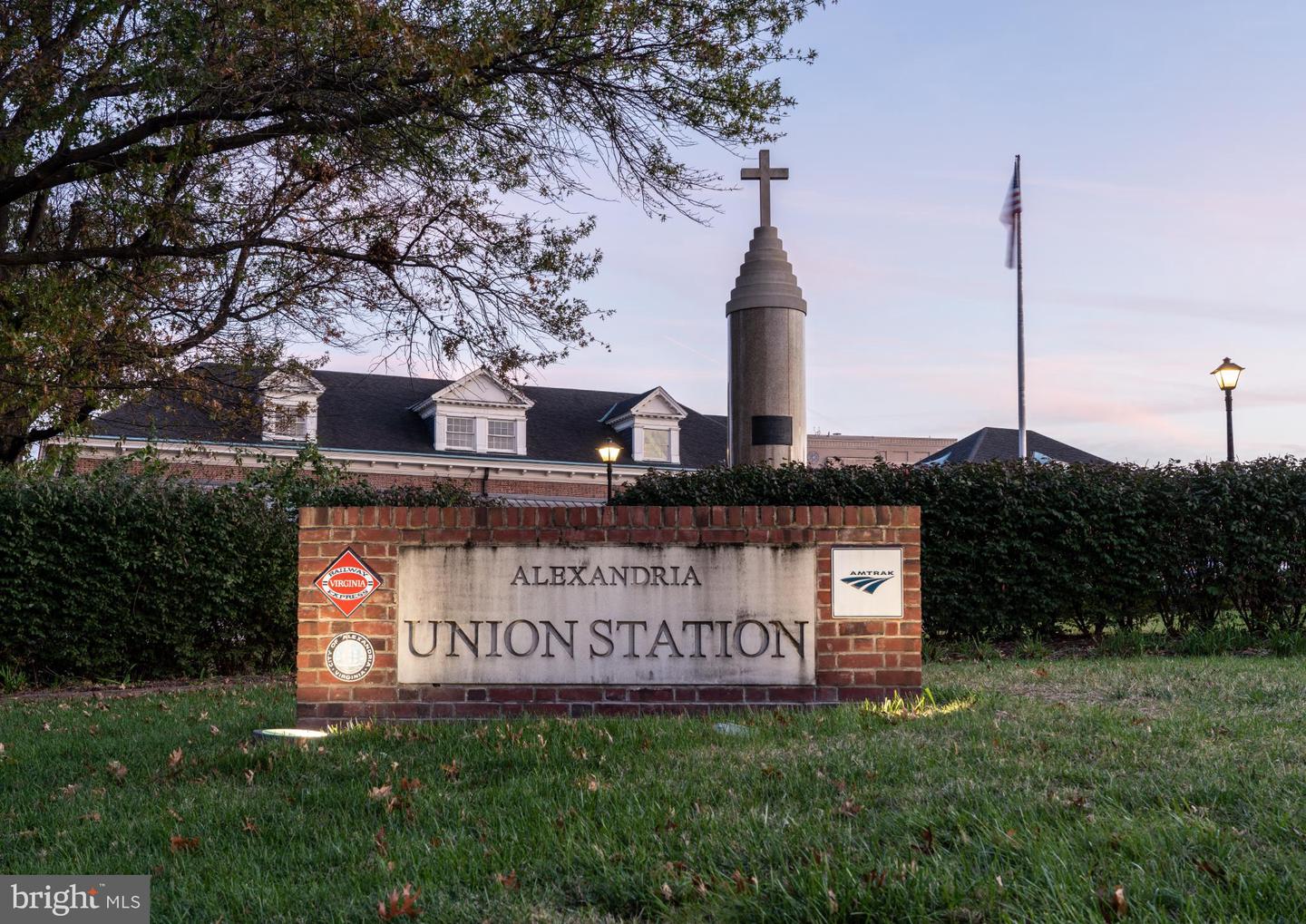 2121 JAMIESON AVE #401, ALEXANDRIA, Virginia 22314, 3 Bedrooms Bedrooms, 8 Rooms Rooms,2 BathroomsBathrooms,Residential,For sale,2121 JAMIESON AVE #401,VAAX2053966 MLS # VAAX2053966