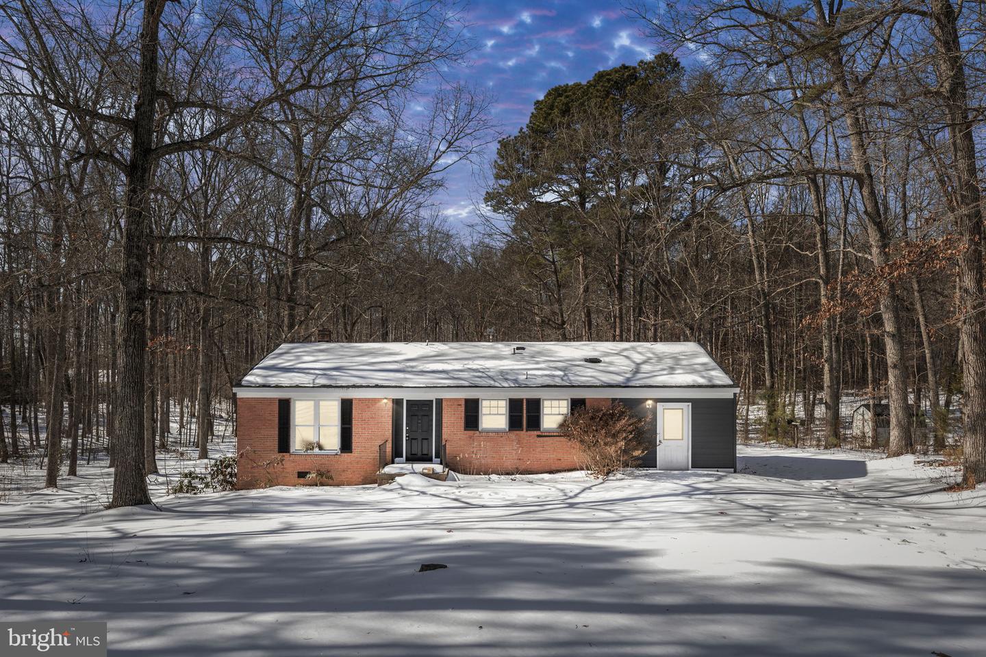 727 CHALKLEVEL RD, LOUISA, Virginia 23093, 3 Bedrooms Bedrooms, ,1 BathroomBathrooms,Residential,For sale,727 CHALKLEVEL RD,VALA2009266 MLS # VALA2009266