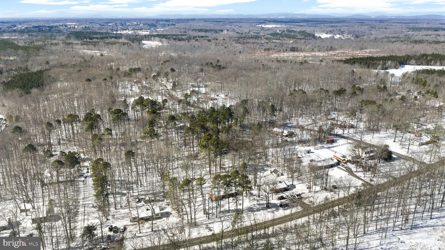 727 CHALKLEVEL RD, LOUISA, Virginia 23093, 3 Bedrooms Bedrooms, ,1 BathroomBathrooms,Residential,For sale,727 CHALKLEVEL RD,VALA2009266 MLS # VALA2009266