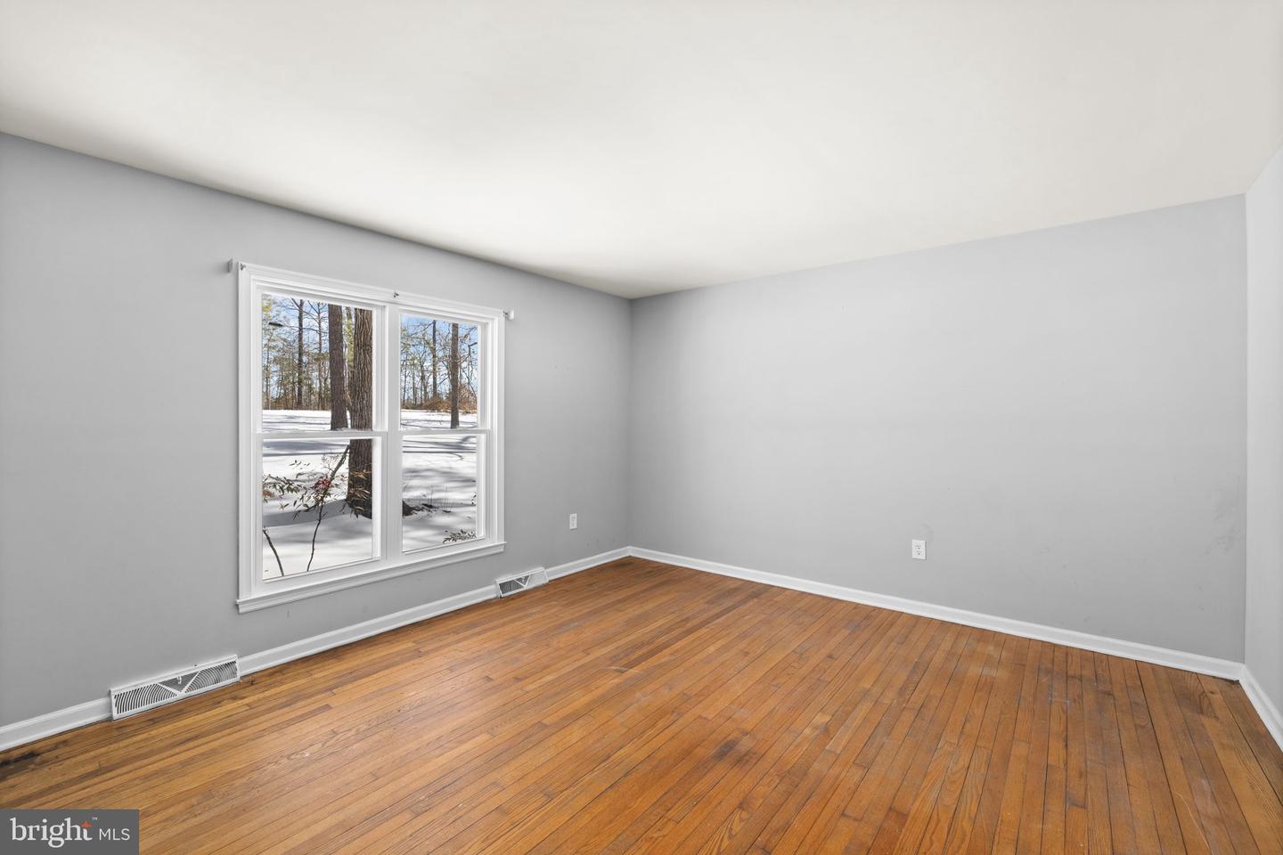 727 CHALKLEVEL RD, LOUISA, Virginia 23093, 3 Bedrooms Bedrooms, ,1 BathroomBathrooms,Residential,For sale,727 CHALKLEVEL RD,VALA2009266 MLS # VALA2009266