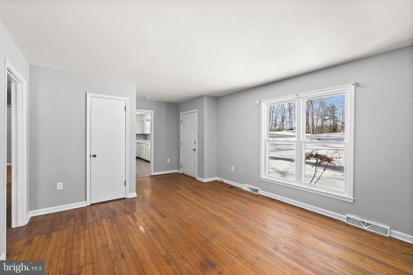 727 CHALKLEVEL RD, LOUISA, Virginia 23093, 3 Bedrooms Bedrooms, ,1 BathroomBathrooms,Residential,For sale,727 CHALKLEVEL RD,VALA2009266 MLS # VALA2009266