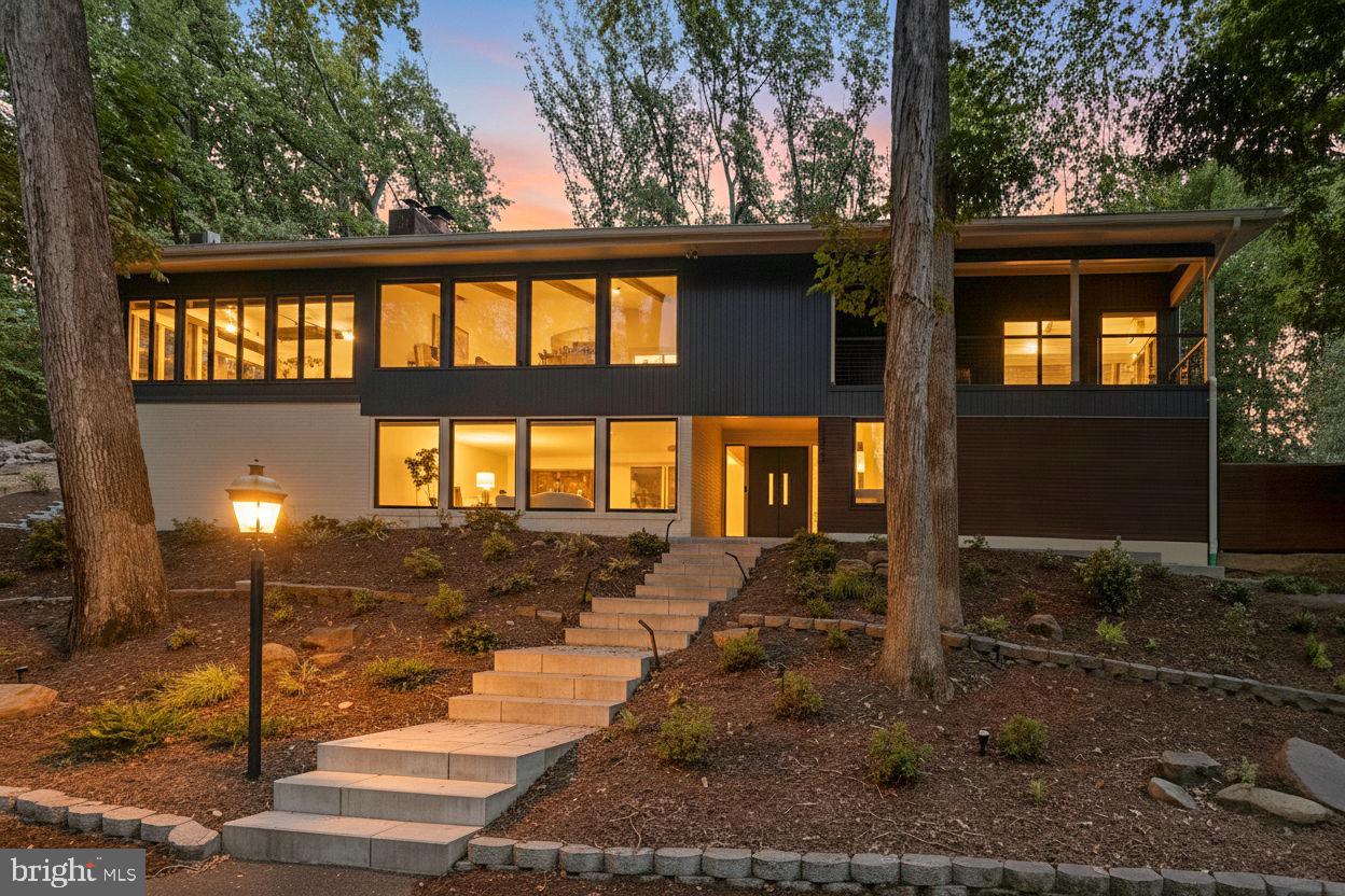 1335 N PEGRAM ST N, ALEXANDRIA, Virginia 22304, 5 Bedrooms Bedrooms, ,5 BathroomsBathrooms,Residential,For sale,1335 N PEGRAM ST N,VAAX2053968 MLS # VAAX2053968