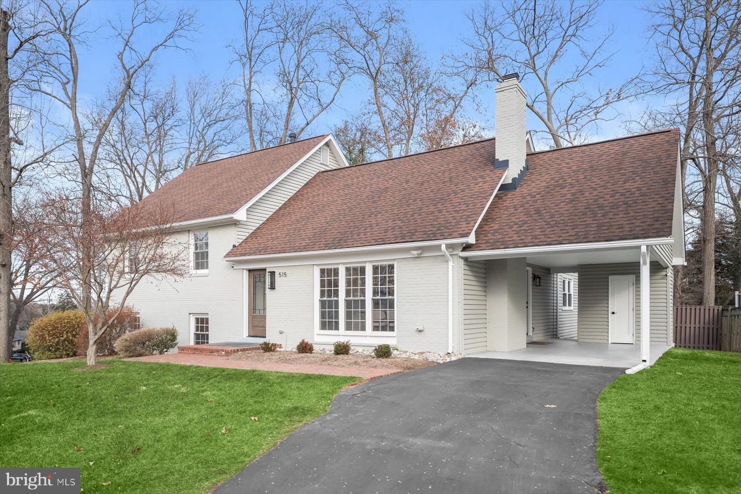 515 WOODLAND CT NW, VIENNA, Virginia 22180, 6 Bedrooms Bedrooms, ,3 BathroomsBathrooms,Residential,For sale,515 WOODLAND CT NW,VAFX2290162 MLS # VAFX2290162