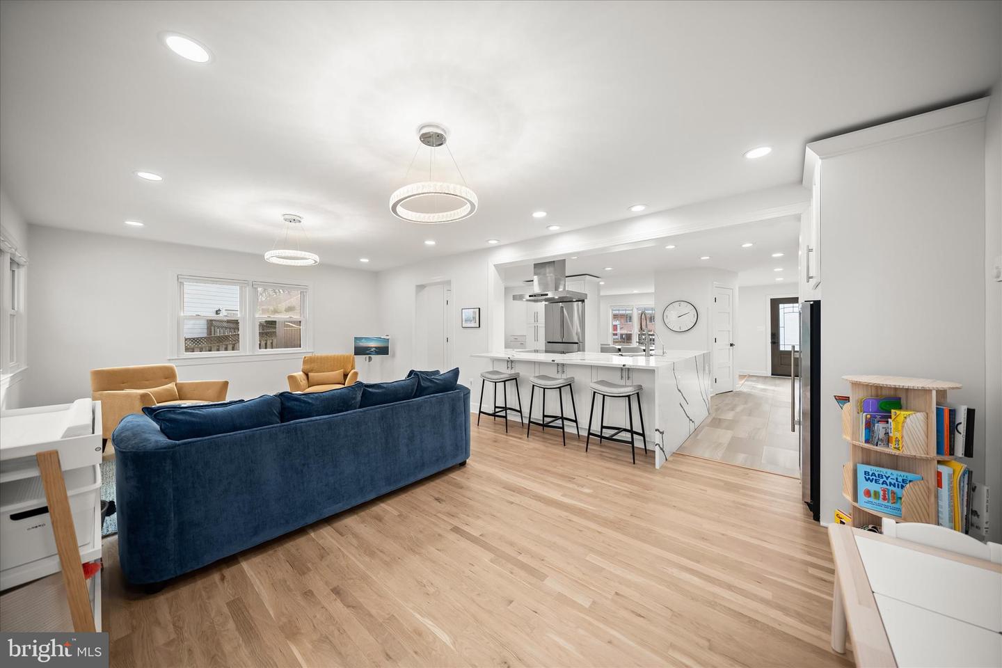 515 WOODLAND CT NW, VIENNA, Virginia 22180, 6 Bedrooms Bedrooms, ,3 BathroomsBathrooms,Residential,For sale,515 WOODLAND CT NW,VAFX2290162 MLS # VAFX2290162