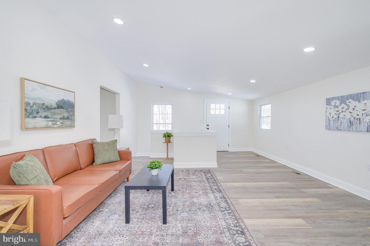 136 GAYLES LN, FRONT ROYAL, Virginia 22630, 2 Bedrooms Bedrooms, 4 Rooms Rooms,2 BathroomsBathrooms,Residential,For sale,136 GAYLES LN,VAWR2013352 MLS # VAWR2013352