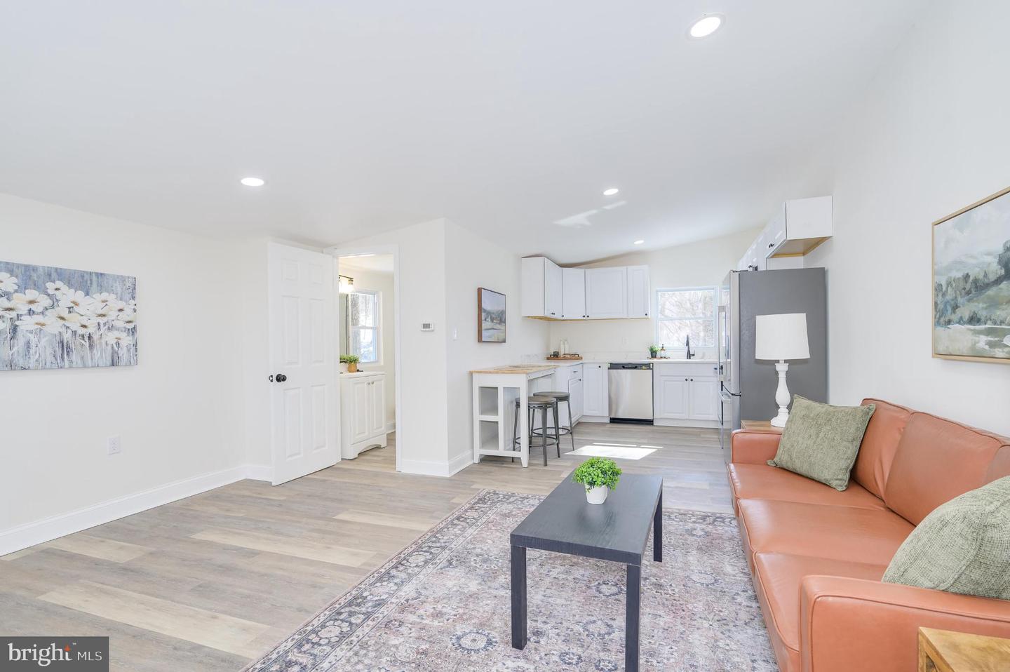 136 GAYLES LN, FRONT ROYAL, Virginia 22630, 2 Bedrooms Bedrooms, 4 Rooms Rooms,2 BathroomsBathrooms,Residential,For sale,136 GAYLES LN,VAWR2013352 MLS # VAWR2013352