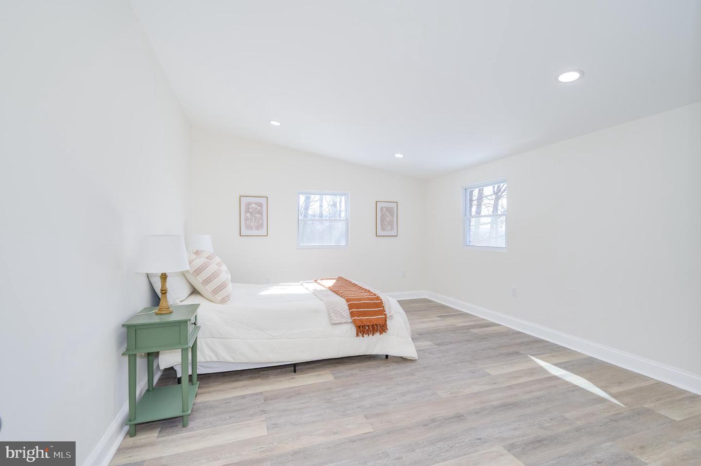 136 GAYLES LN, FRONT ROYAL, Virginia 22630, 2 Bedrooms Bedrooms, 4 Rooms Rooms,2 BathroomsBathrooms,Residential,For sale,136 GAYLES LN,VAWR2013352 MLS # VAWR2013352